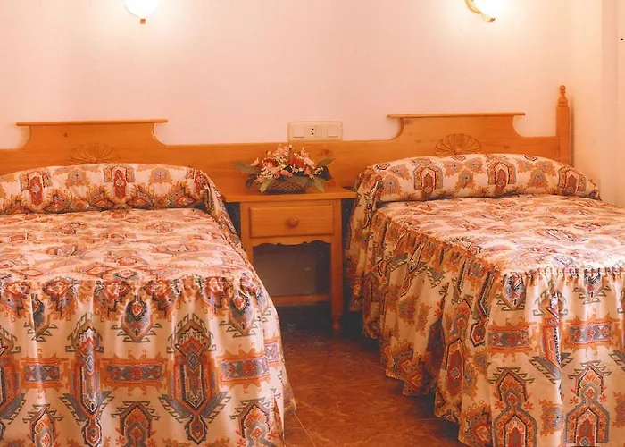 Pensión Cuatro Esquinas 2*